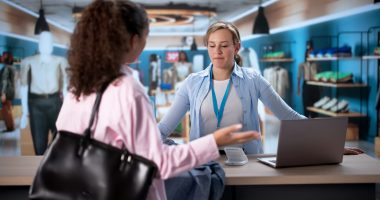 Ecommerce Returns Shipping in Canada: